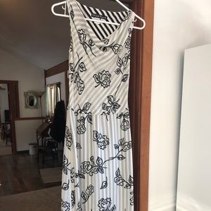 Lord & Taylor Gigi Silk Originals Size 6